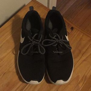 Nike Black Roshe One Sneakers